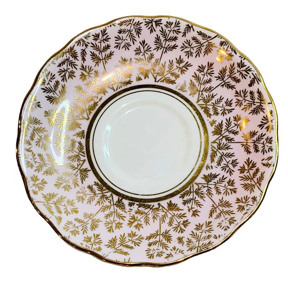 Colclough Bone China Tea Saucer Pink Gold Leaves Trim Crafted in England 1616 - Picture 1 of 7